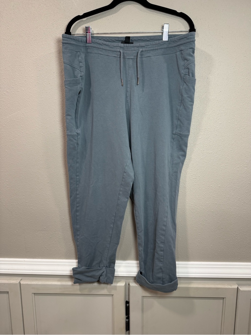 Patagonia Women's Organic Cotton Roaming Joggers - Picture 2 of 6